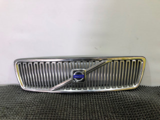 решетка радиатора Volvo S70 1 поколение 2000, 2.5 л., D 5252 T, дизель, МКПП, черный, седан, передний привод