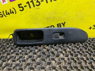 кнопка стеклоподъемника двери передней правой Nissan Serena C23 1992, 2.0 л., дизель, МКПП, серебро, минивэн, передний привод