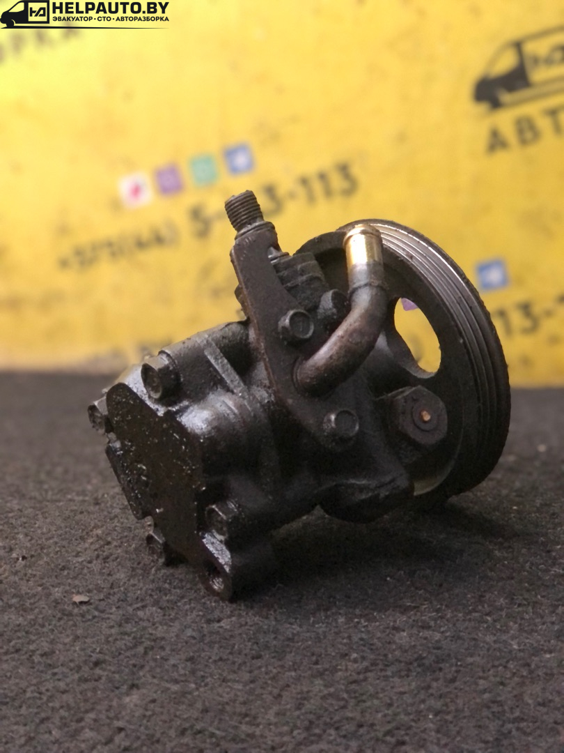 насос гидроусилителя руля Opel Astra F 1993, 1.7 л., дизель - фото №1