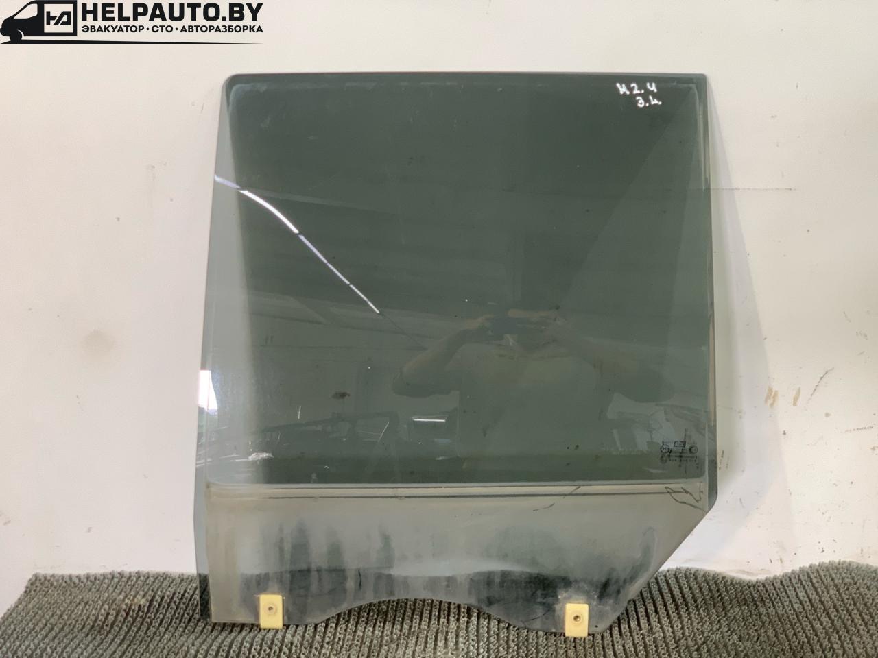 стекло двери задней левой Hyundai Santa Fe 1 поколение (SM) 2001, 2.4 л., бензин, МКПП, черный, внедорожник 5 дв., передний привод - фото №1