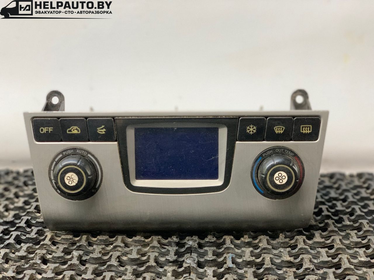 блок управления печки / климат-контроля Chery Fora 1 поколение 2009, 2.0 л., SQR484F, бензин, 5МКПП, черный, передний привод - фото №1