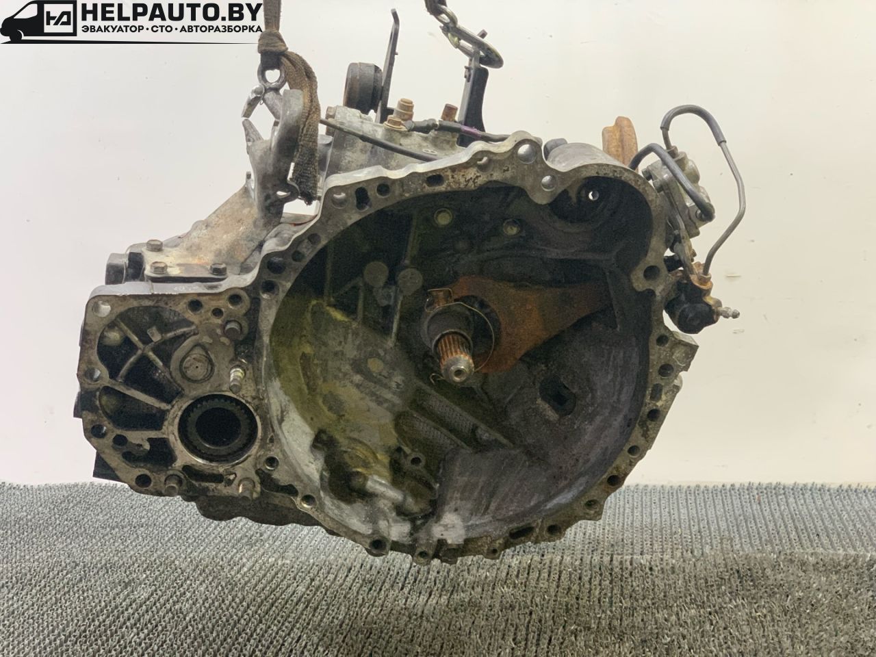 КПП механическая (МКПП) Toyota RAV4 2 поколение (XA20) 2002, 2.0 л., дизель, МКПП, серебристый, седан - фото №1