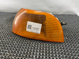поворотник левый Fiat Punto 1 поколение 1997, 1.2 л., бензин, МКПП, белый, хетчбэк 5 дв.