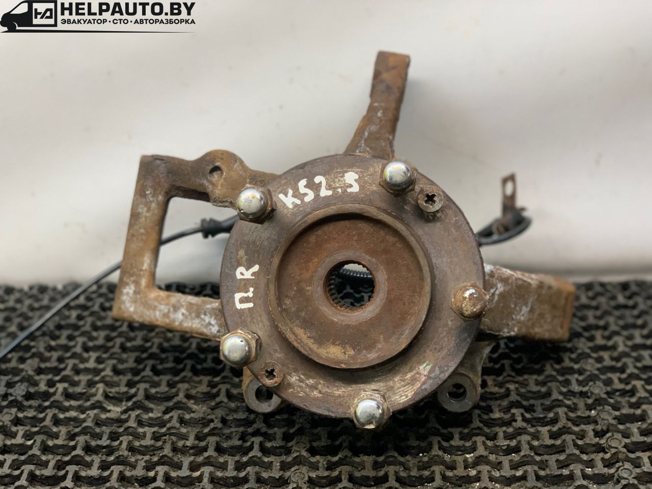 ступица передняя правая Kia Sorento 1 поколение 2003, 2.5 л., дизель, МКПП - фото №1