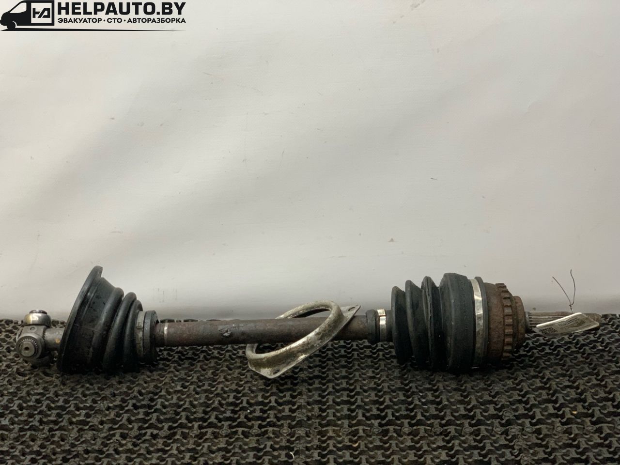 полуось передняя левая (приводной вал, ШРУС) Renault Kangoo 1 поколение (1997 - 2003), 1.9 л., дизель, МКПП, пикап - фото №1