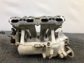 коллектор впускной Mazda 626 GE 1994, 1.8 л., FP, бензин, МКПП, бордовый, седан, передний привод - фото №4