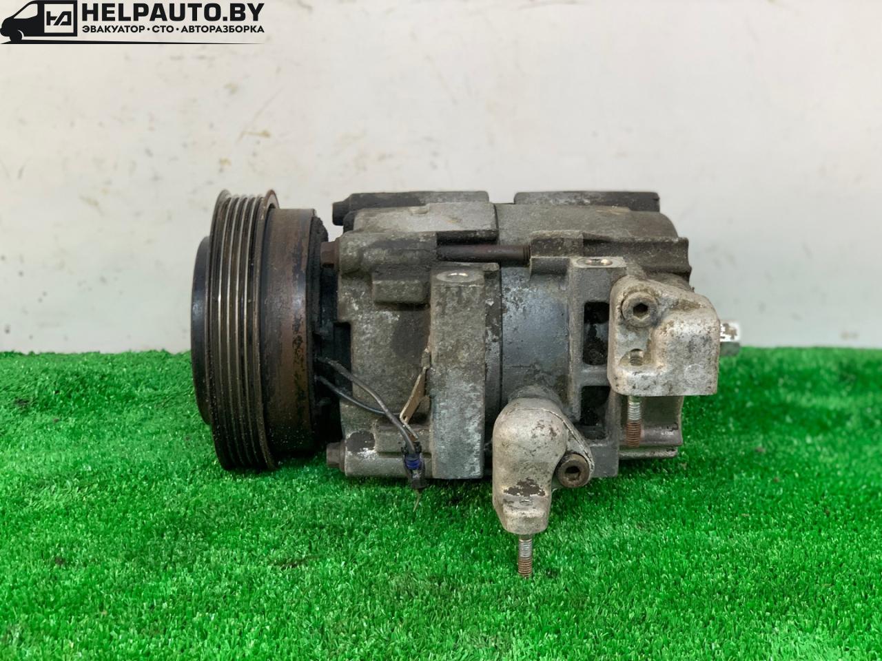 компрессор кондиционера Hyundai Santa Fe 1 поколение (SM) 2001, 2.4 л., бензин, МКПП, черный, внедорожник 5 дв., передний привод - фото №1