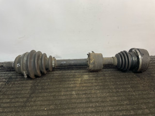 полуось передняя левая (приводной вал, ШРУС) Volkswagen Passat B3 (1988 - 1997), 1.6 л., TDi, дизель, универсал