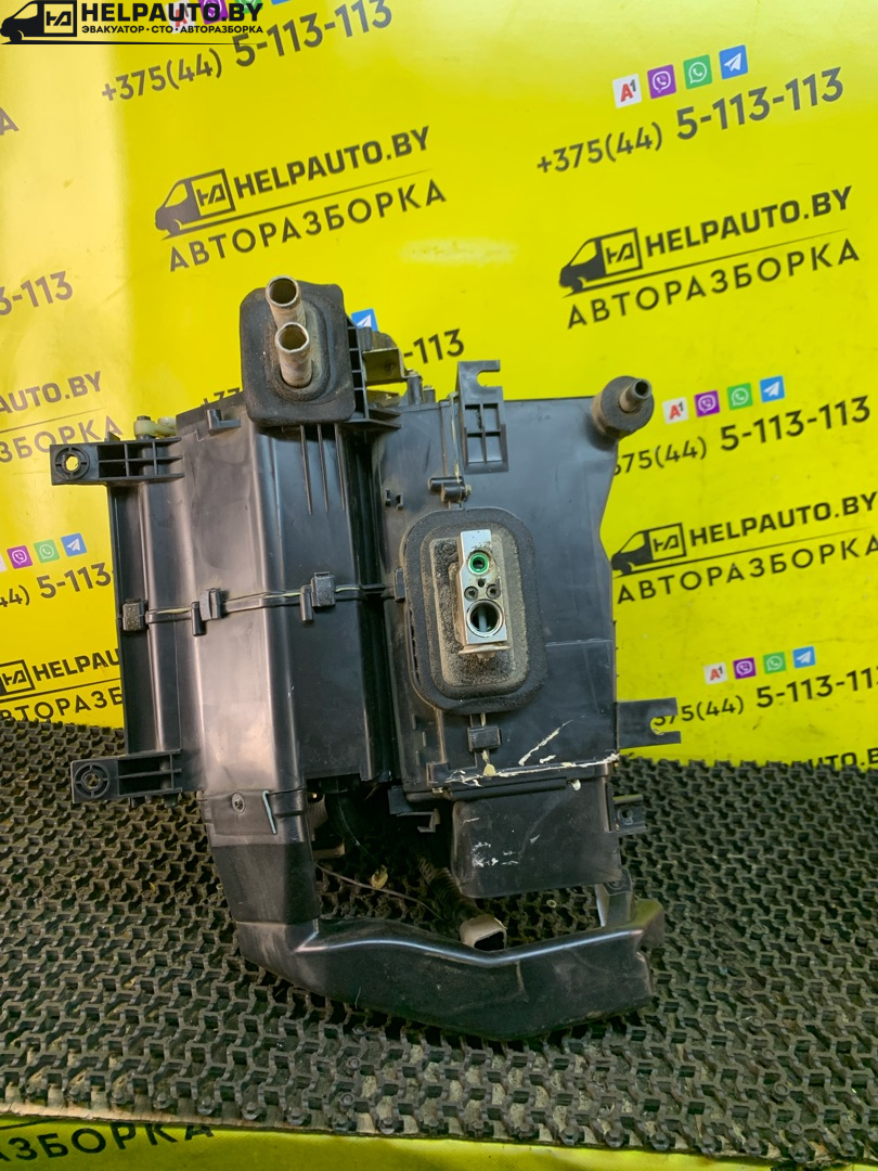 испаритель кондиционера Chery Fora 1 поколение 2009, 2.0 л., SQR484F, бензин, 5МКПП, черный, передний привод - фото №1