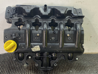 клапанная крышка Renault Laguna 2 поколение [рестайлинг] 2006, 2.2 л., дизель, МКПП, 8200239705