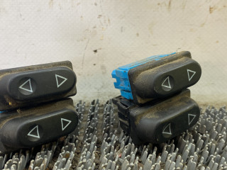 кнопка стеклоподъемника двери передней левой Iran Khodro Samand 1 поколение 2009, 1.8 л., бензин, МКПП, серебристый, седан, передний привод