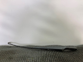 щеткодержатель (поводок стеклоочистителя, дворник) Opel Monterey A 1997, 3.1 л., дизель, МКПП, внедорожник 5 дв.