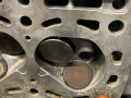 головка блока цилиндров Renault Twingo 1 поколение 1997, 1.2 л., D7F 700, бензин, 5МКПП, синий, кабриолет, передний привод - фото №8
