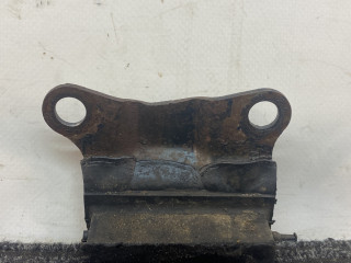 подушка крепления двигателя Mazda 626 GF [рестайлинг] 1999, 1.8 л., бензин, МКПП, синий, универсал, передний привод