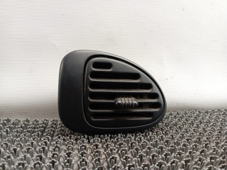 дефлектор обдува салона Chrysler Voyager 3 поколение 1997, 2.4 л., EDZ, бензин, АКПП, зеленый, минивэн, передний привод