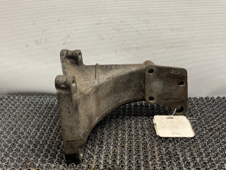 кронштейн (крепление) Volkswagen Golf 2 поколение 1990, 1.6 л., D, JP, дизель, 5МКПП, хетчбэк 5 дв., передний привод