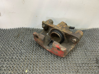 суппорт передний правый Pontiac Sunfire 1 поколение 1999, 2.2 л., бензин, АКПП, черный, передний привод