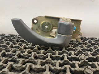 ручка внутренняя передняя правая Kia Sorento 1 поколение 2005, 2.5 л., CRDi, D4CB, дизель, МКПП, черный, внедорожник 5 дв., полный подключаемый привод