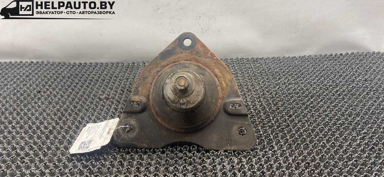 подушка крепления двигателя Renault Laguna 1 поколение 1997, 2.0 л., F3R 200, бензин, МКПП, серый, универсал, передний привод - фото №1