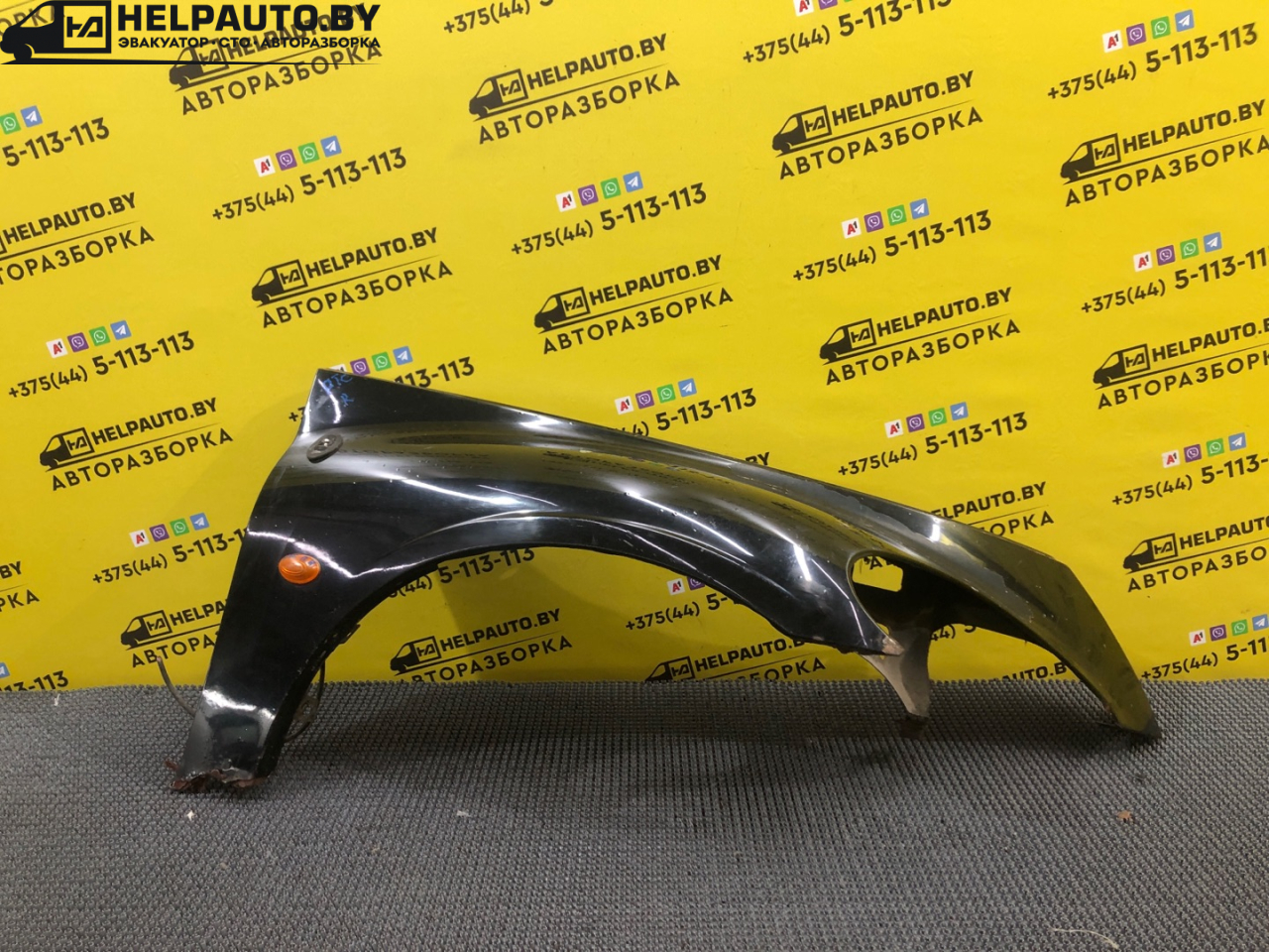крыло переднее правое Chrysler PT Cruiser 1 поколение 2002, 2.0 л., ECC, бензин, АКПП, черный, хетчбэк 5 дв. - фото №1