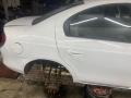 крыло заднее правое Dodge Neon 2 поколение 2000, 2.0 л., ECH, бензин, АКПП, белый - фото №2