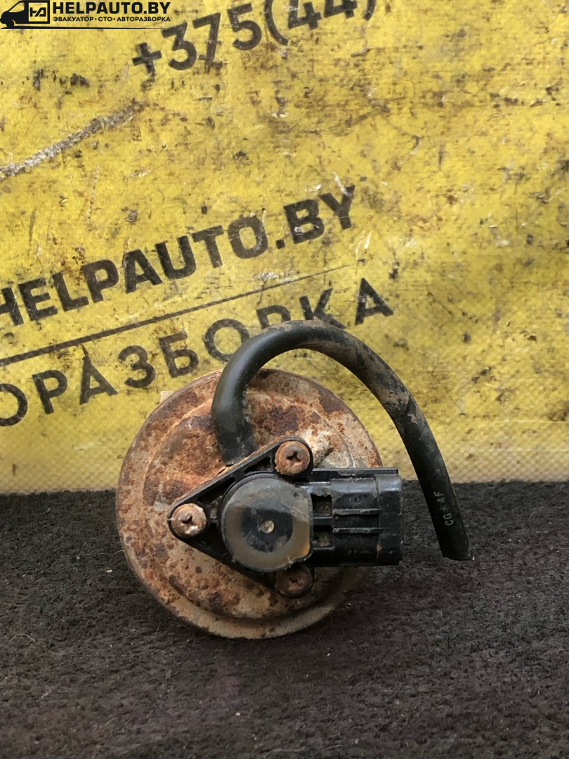 клапан EGR Mazda 323 5 поколение 1994, 1.8 л., BP (DOHC), бензин, МКПП, красный, хетчбэк 5 дв., передний привод - фото №1