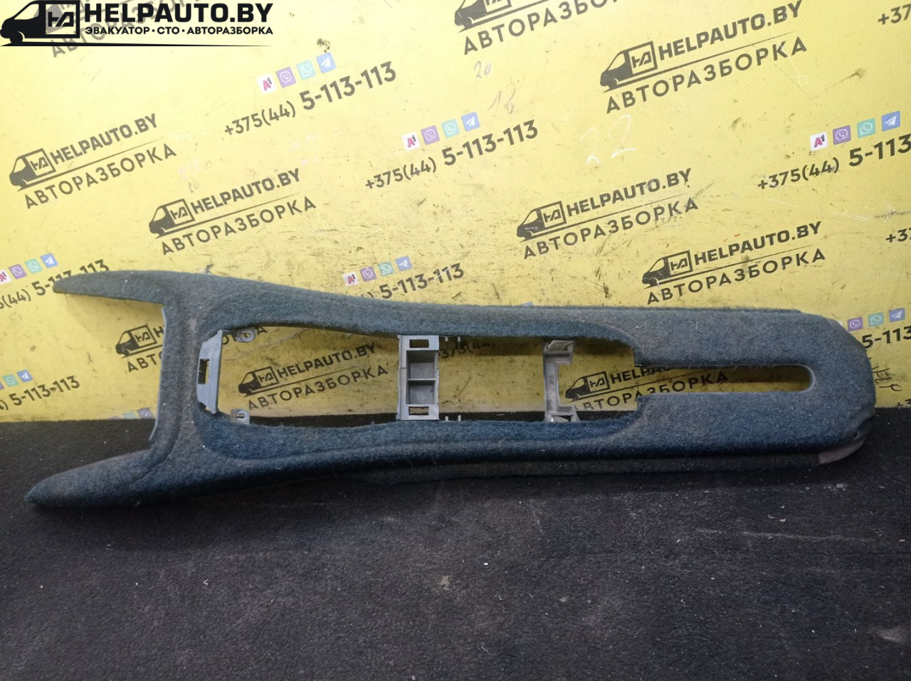 консоль салона Renault Scenic 1 поколение 1998, 1.9 л., F9Q 716, дизель, МКПП, синий, минивэн, передний привод - фото №1