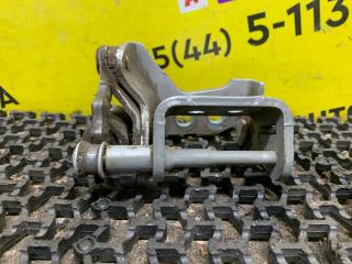 петля двери Opel Sintra 1 поколение 1999, 2.2 л., X 22 XE, бензин, МКПП, белый, минивэн, передний привод