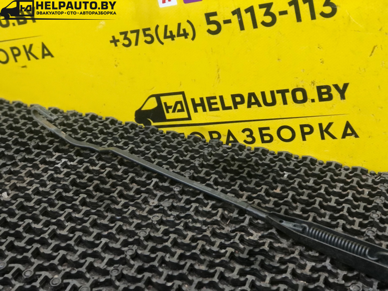 щеткодержатель (поводок стеклоочистителя, дворник) Opel Astra G 2002, 1.6 л., X 16 XEL, бензин, 5МКПП, синий, универсал, передний привод - фото №1