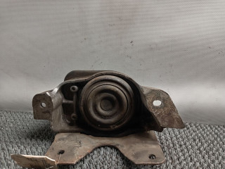 подушка крепления двигателя Daewoo Nubira J100 1998, 2.0 л., бензин, МКПП, красный / зеленый, седан