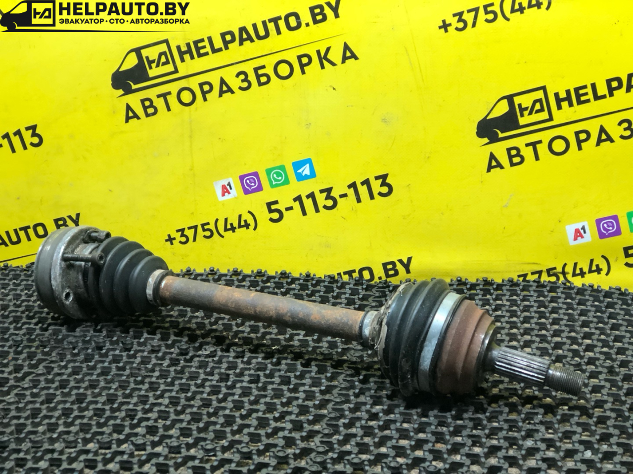 полуось передняя левая (приводной вал, ШРУС) Volkswagen Golf 2 поколение 1990, 1.6 л., дизель, МКПП, черный, хетчбэк 3 дв., передний привод - фото №1