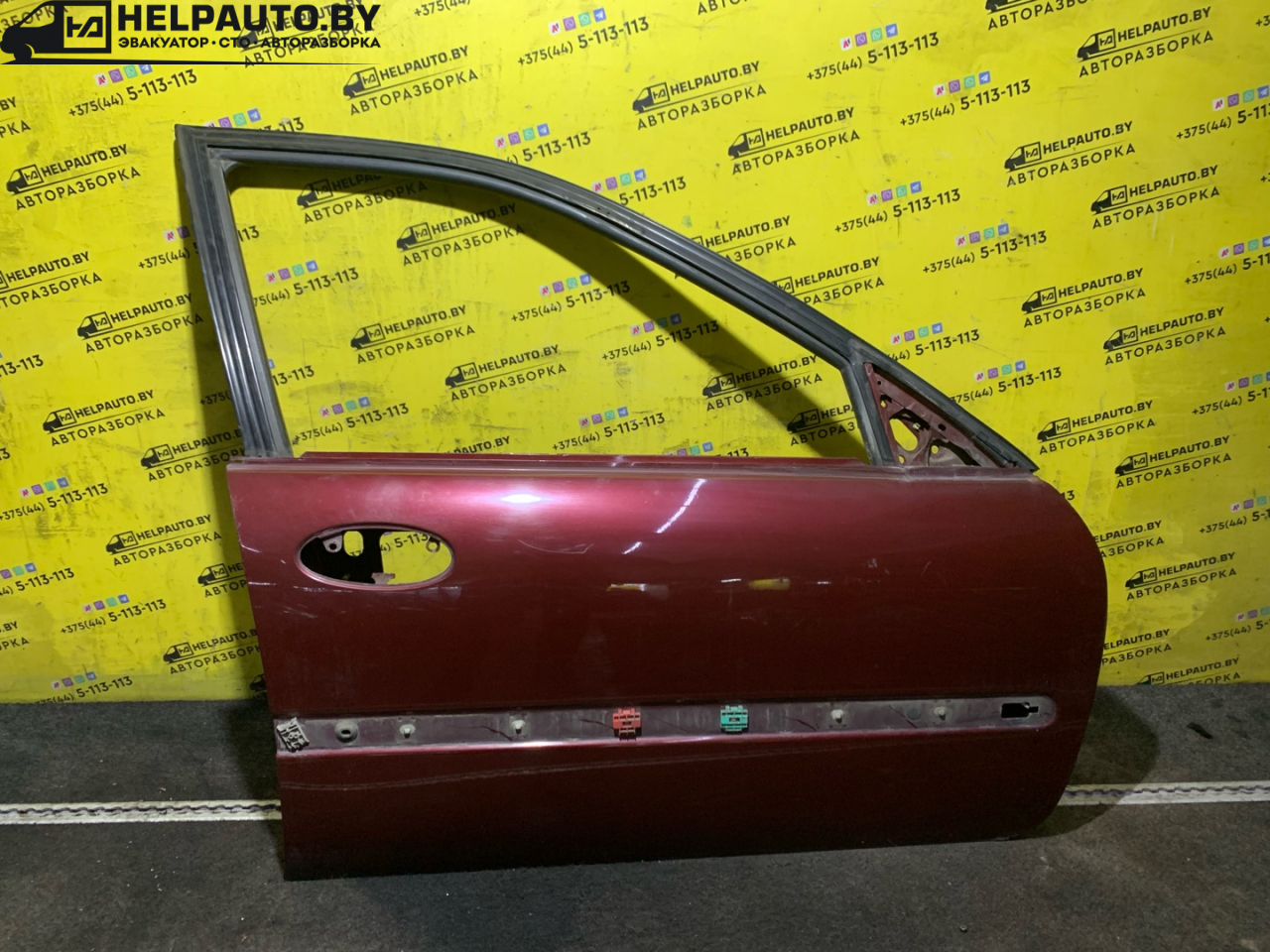 дверь передняя правая Renault Laguna 1 поколение 1994, 2.0 л., F3R 200, бензин, МКПП, бордовый, хетчбэк 5 дв., передний привод - фото №1