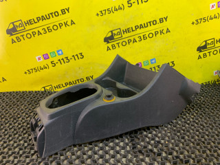 консоль салона Dacia Sandero 1 поколение 2008, 1.4 л., K7J 714, бензин, МКПП, хетчбэк 5 дв.