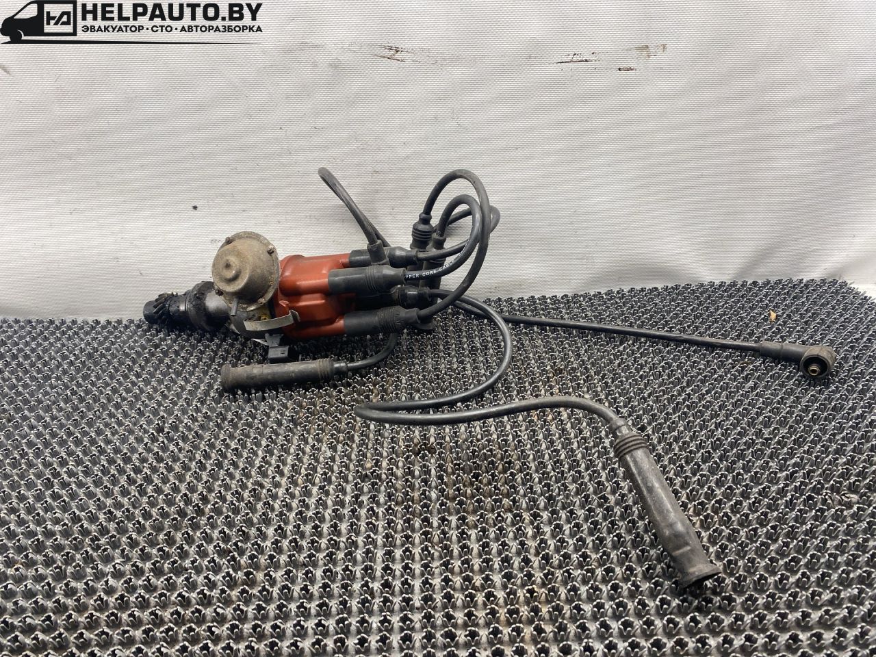 распределитель зажигания (трамблёр) Audi 80 B3 89/B3 1987, 1.8 л., бензин, МКПП, седан - фото №1