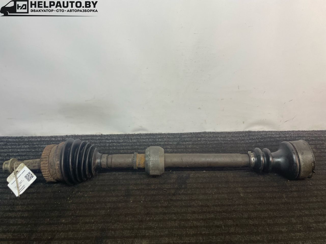 полуось передняя правая (приводной вал, ШРУС) Renault Laguna 1 поколение (1993 - 1998), 2.0 л., бензин - фото №1