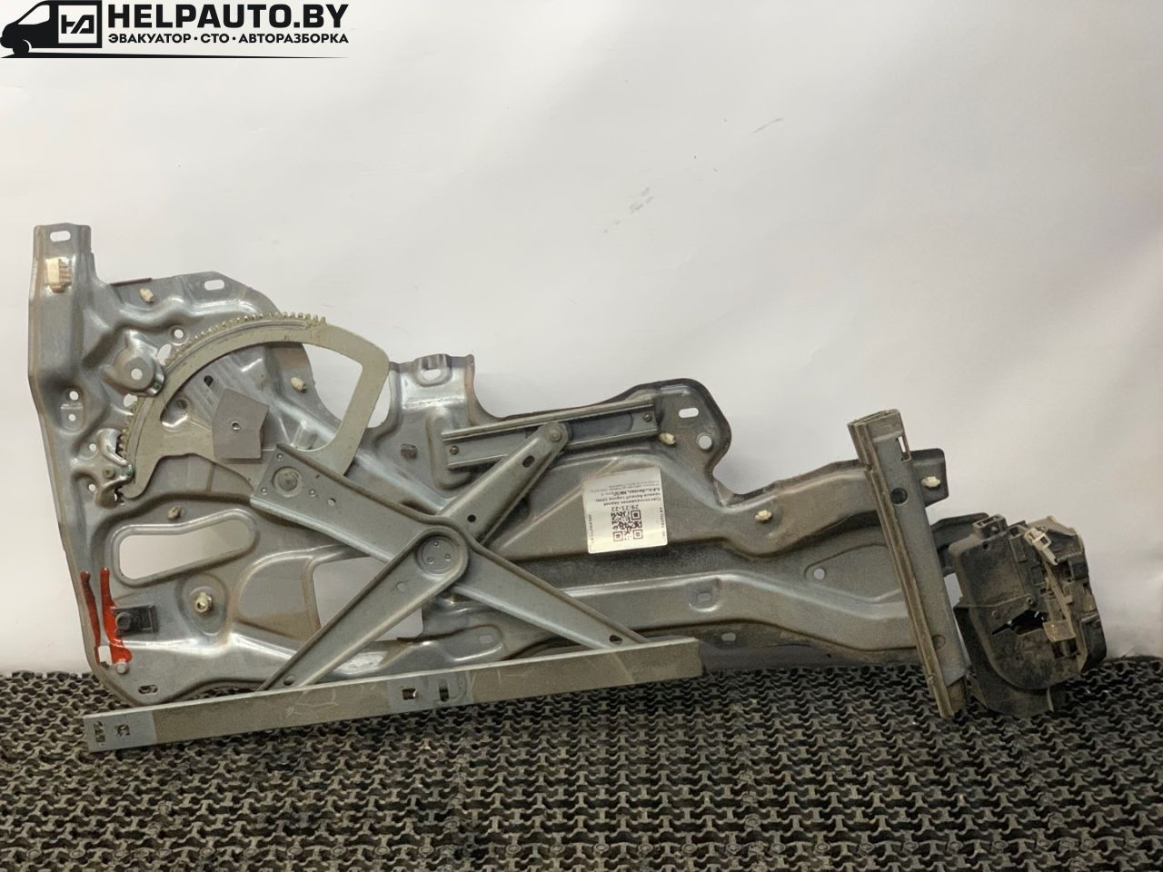 стеклоподъемник задний правый Renault Laguna 1 поколение 1996, 1.8 л., бензин, МКПП, хетчбэк 5 дв., передний привод, F3P - фото №1