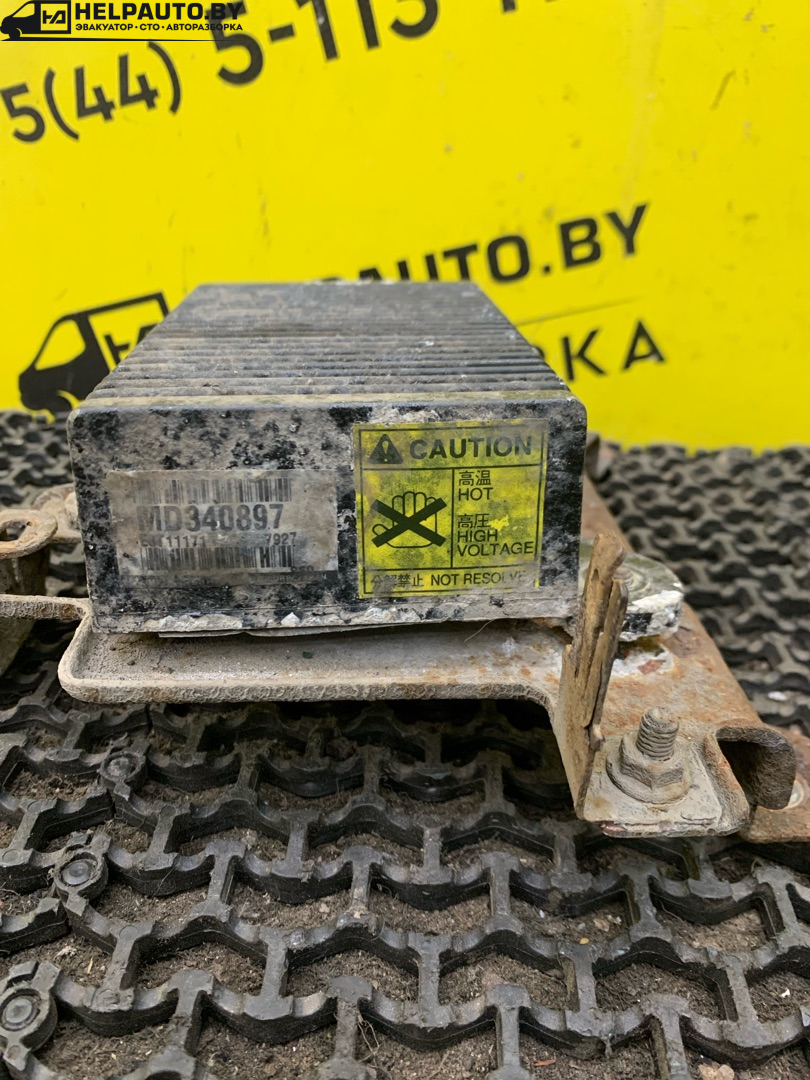 блок управления форсунками Mitsubishi Carisma 1 поколение (1995 - 1999), 1.8 л., 4G93 (GDI), бензин, МКПП, серебро, хетчбэк 5 дв., передний привод - фото №1