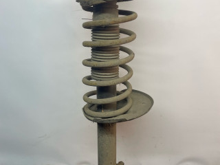 стойка задняя Mazda 626 3 поколение 1990, 2.0 л., F8 (12V), бензин, 5МКПП, серебристый, седан, передний привод