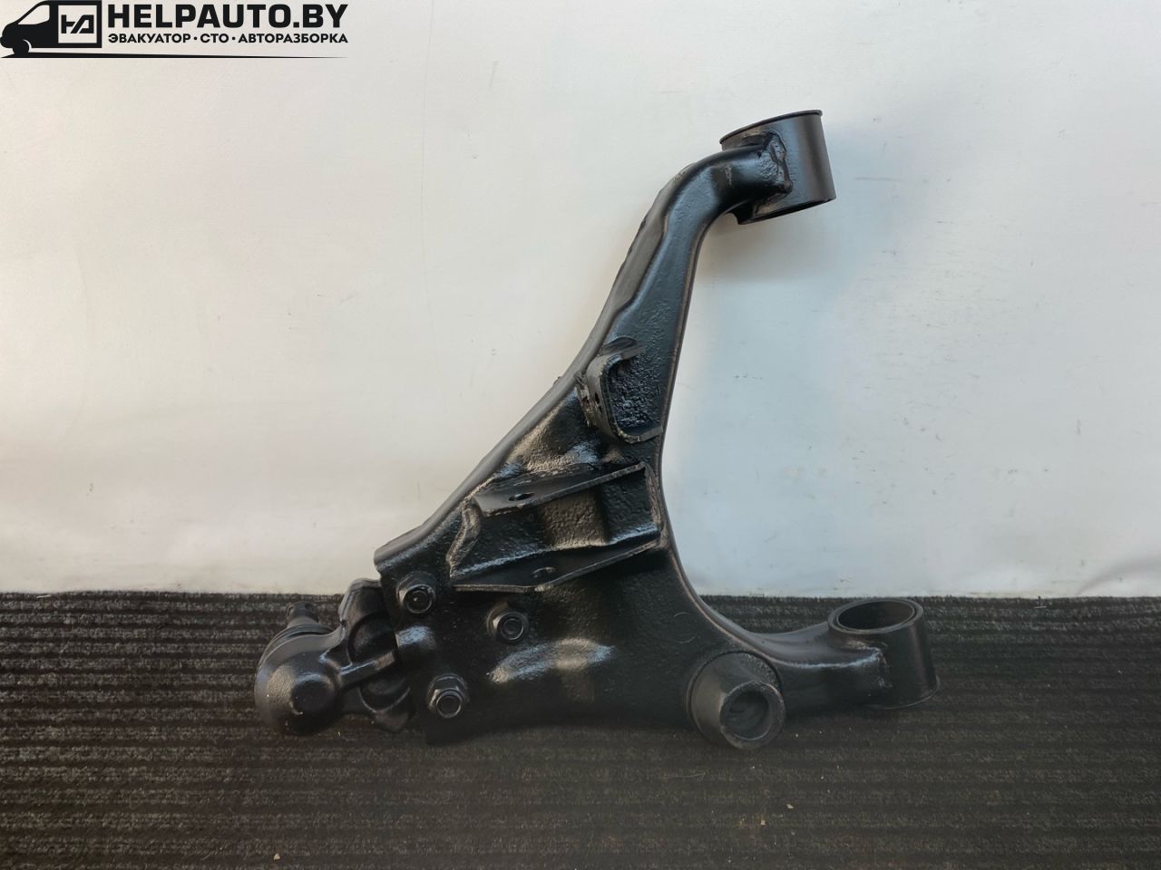 рычаг передний левый Kia Sorento 1 поколение 2004, 2.5 л., CRDi, D4CB, дизель, АКПП, серебристый, внедорожник 5 дв., полный подключаемый привод - фото №1