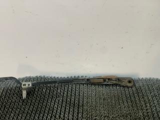 щеткодержатель задний Hyundai Santa Fe 1 поколение (SM) 2001, 2.4 л., бензин, МКПП, черный, внедорожник 5 дв., передний привод