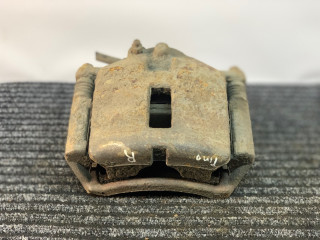 суппорт передний правый Nissan Almera Tino V10 2001, 2.2 л., YD22DDT, дизель, МКПП, берюзовый, минивэн, передний привод