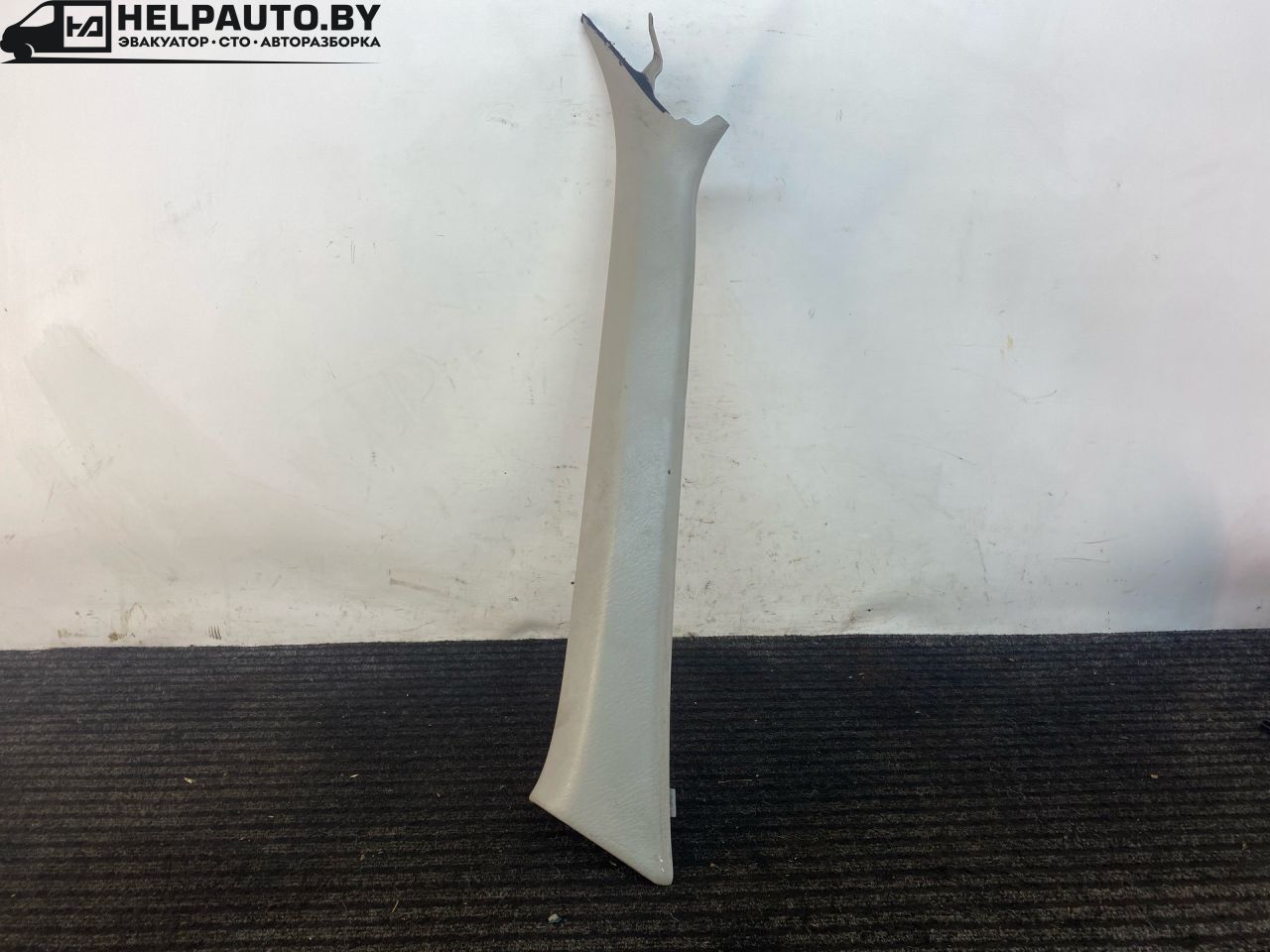 обшивка стойки Mazda 626 GF 1997, 2.0 л., дизель, МКПП, зелёный, седан, передний привод - фото №1