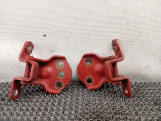 петля двери Mazda MX-3 1 поколение 1996, 1.8 л., бензин, 5МКПП, красный, купе, передний привод