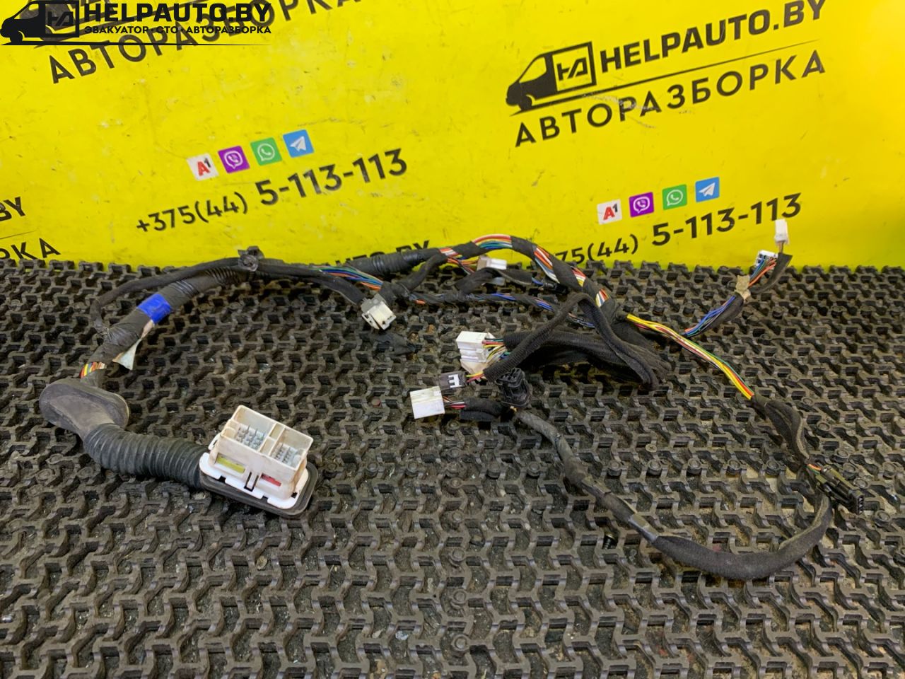 дверная проводка Kia Sorento 1 поколение 2005, 2.5 л., D4CB, дизель, АКПП, черный, внедорожник 5 дв., полный подключаемый привод - фото №1