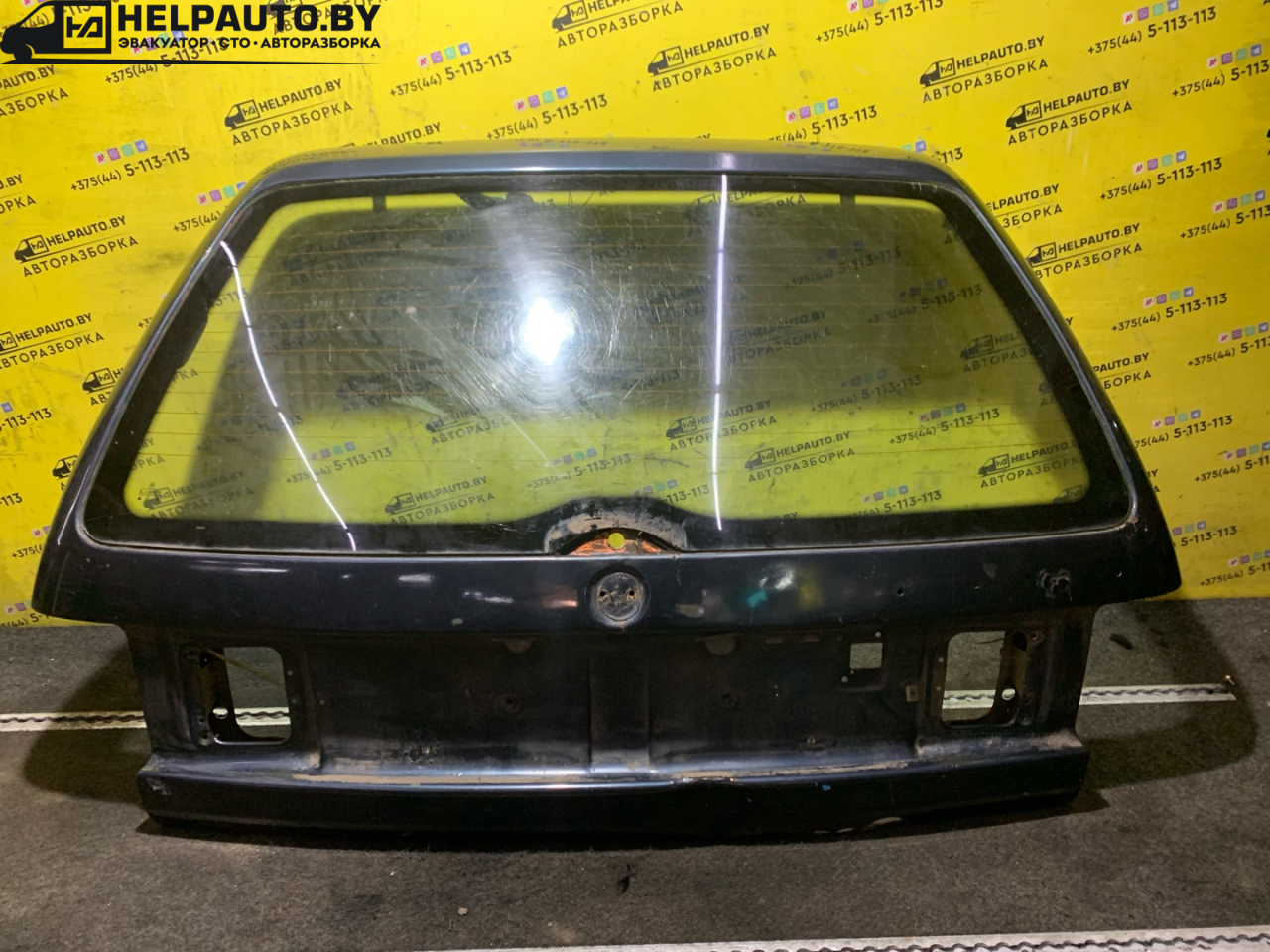 крышка багажника (дверь 3-5) Volkswagen Passat B3 1993, 1.9 л., AAZ, дизель, 5МКПП, черный, универсал, передний привод - фото №1