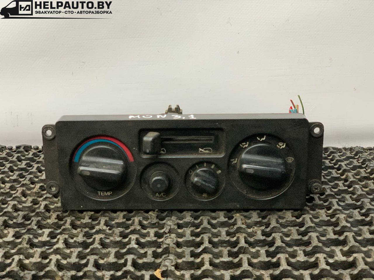 блок управления печки / климат-контроля Opel Monterey A 1997, 3.1 л., дизель, МКПП, внедорожник 5 дв. - фото №1