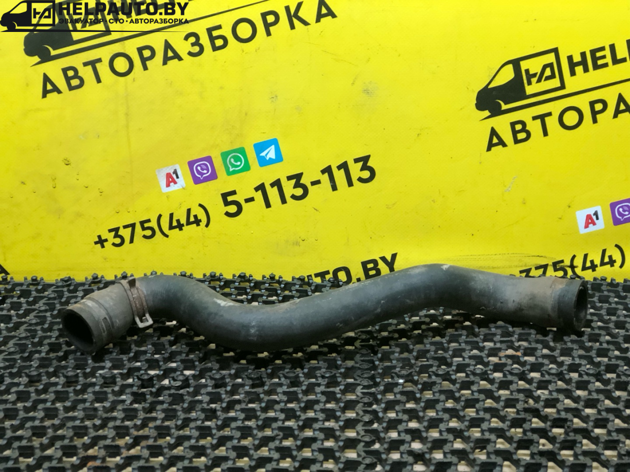 патрубок радиатора SEAT Ibiza 2 поколение 1998, 1.6 л., ALM, бензин, 5МКПП, синий, хетчбэк 5 дв., передний привод - фото №1