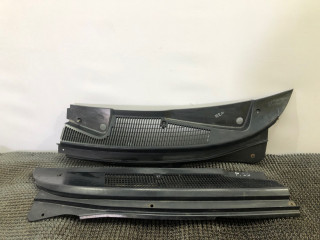 дождевик Ford Mondeo 1 поколение 1996, 2.0 л., бензин, МКПП, серебристый, седан, передний привод