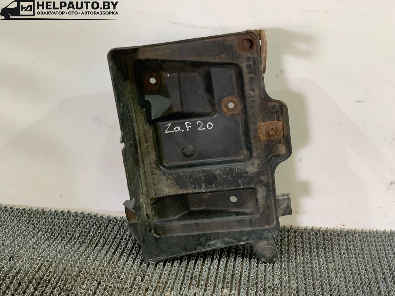 полка аккумулятора Opel Zafira 1 поколение (A) 1999, 2.0 л., бензин, МКПП, серый, передний привод, 09132098 - фото №1