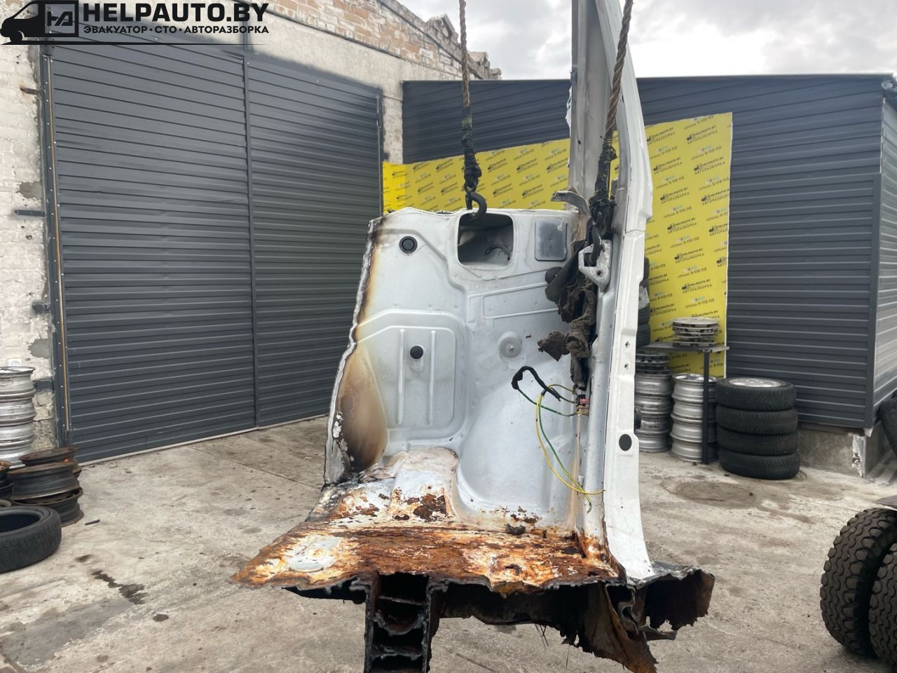 четверть передняя правая Fiat Scudo 1 поколение (1996 - 2007), 2.0 л., дизель, МКПП, белый, минивэн, передний привод - фото №1